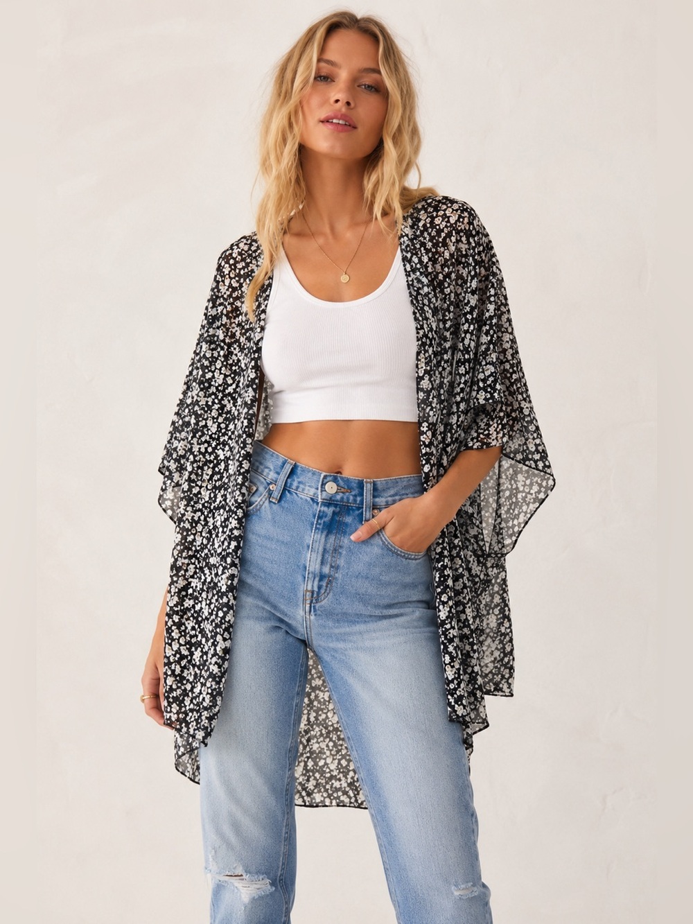 Live‎ 4 Truth Floral Kimono